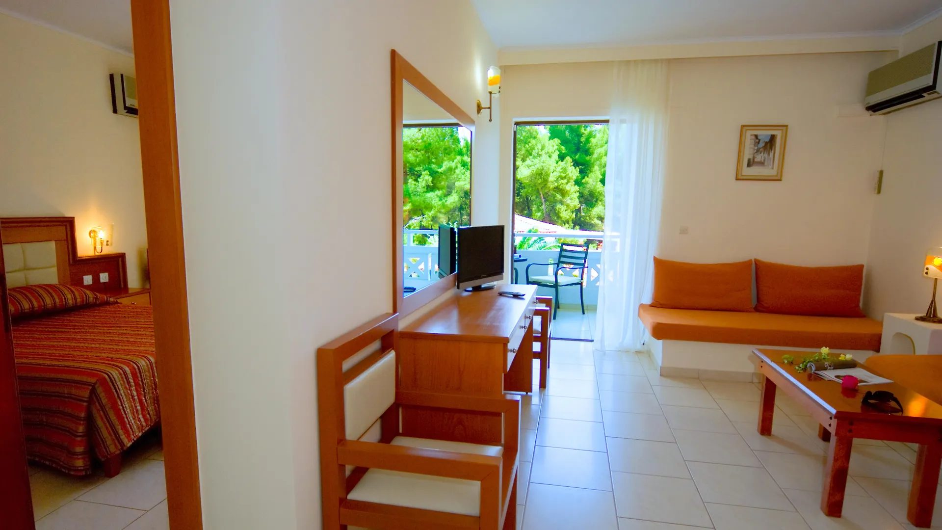 Porfi Beach Hotel Nikiti  3*, Nikiti (Sithonia)