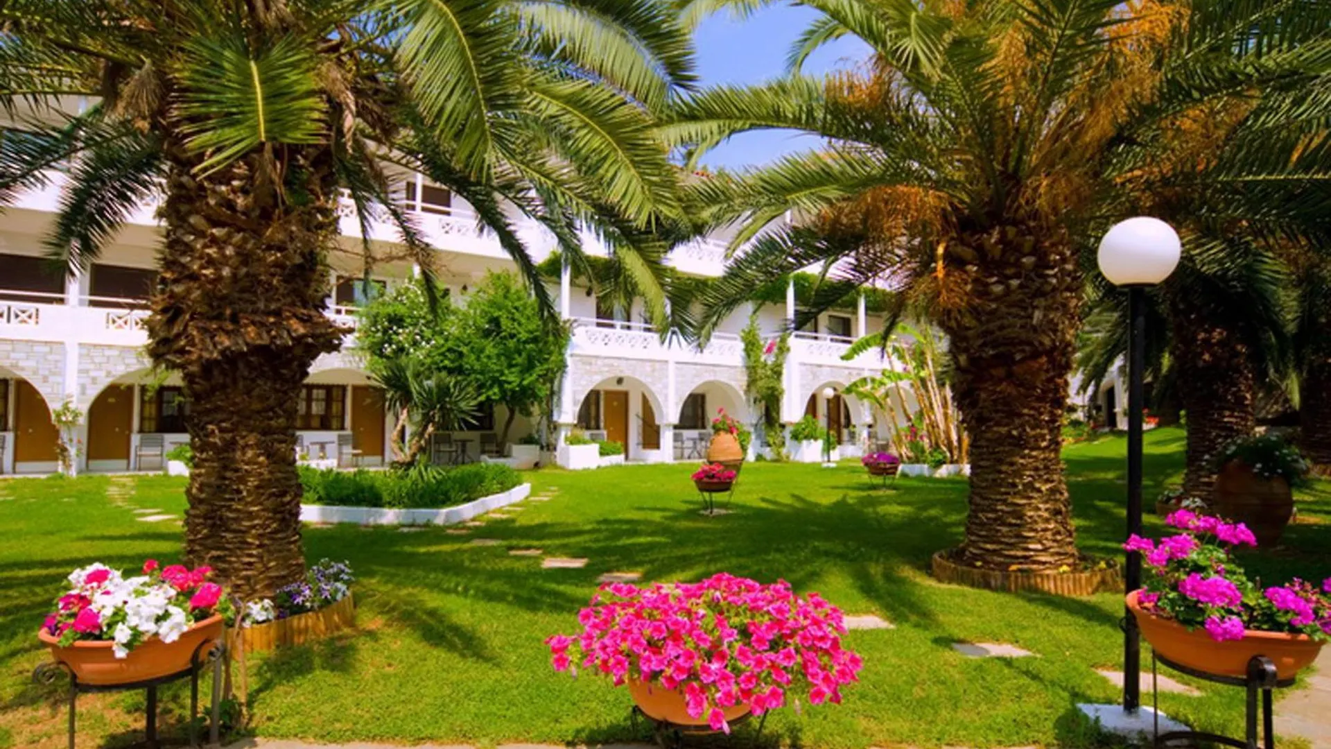 Porfi Beach Hotel Nikiti
